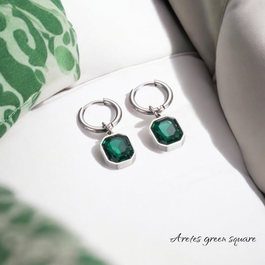 Aretes green square