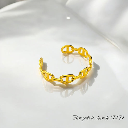 Brazalete dorado DD